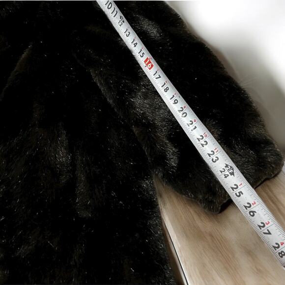 Women's Vintage 1980’s Donnybrook Faux Fur Coat Size 15 - Picture 16 of 16